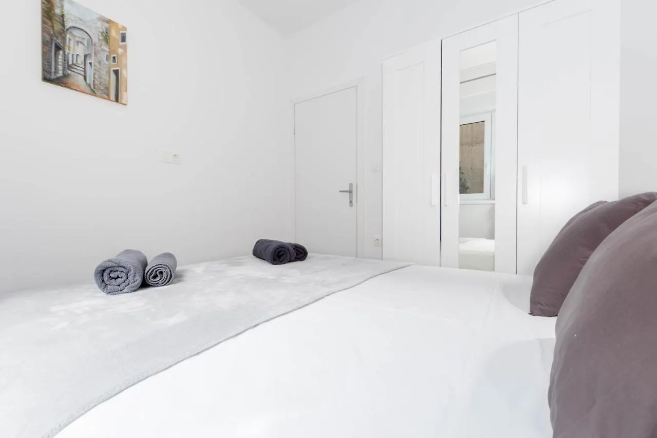 Bora Apartment Pula